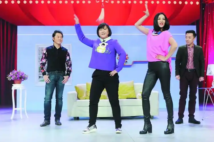 细细想来, 还是另一半的问题,春晚上有一个小品《喜乐街》,"女汉子"