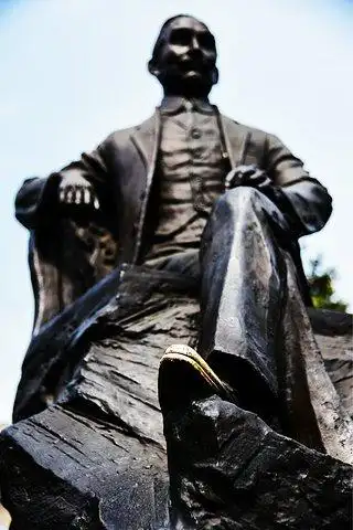 第二天起的也不是很早,按照.