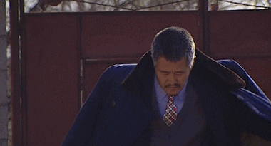 龙泉沟村新时期谜案:为什么《刘老根》里,两集以内必削二奎?