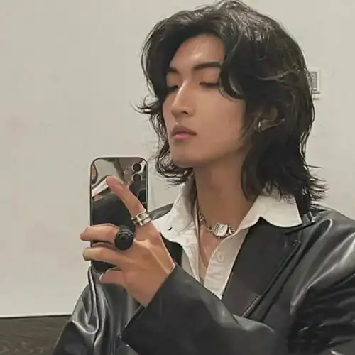 男生长发发型名称(男生长头发有哪些好看的发型,试试这几种,清爽又