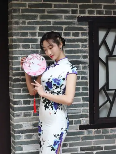 名园林旗袍人像摄影练习