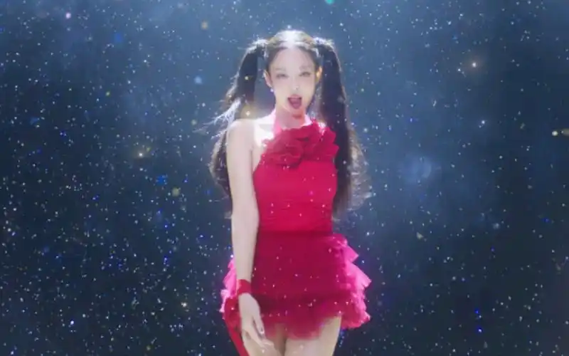 jennie《you & me》舞蹈版mv