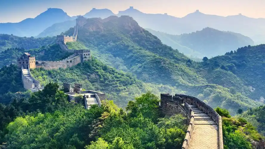 最美长城这项作为抵御外敌的防御性军事建筑,八达岭长城是万里长城向
