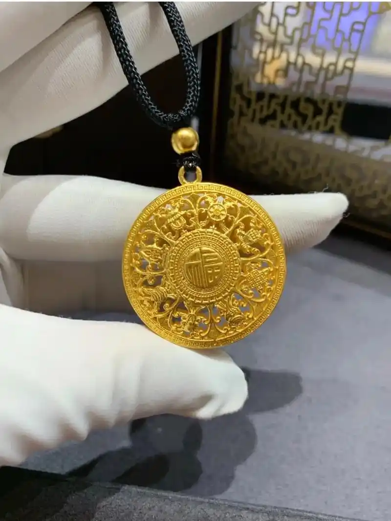 古法黄金八宝吊坠 是藏传佛教吉庆祥瑞之物 古法手工花丝錾刻八 - 抖