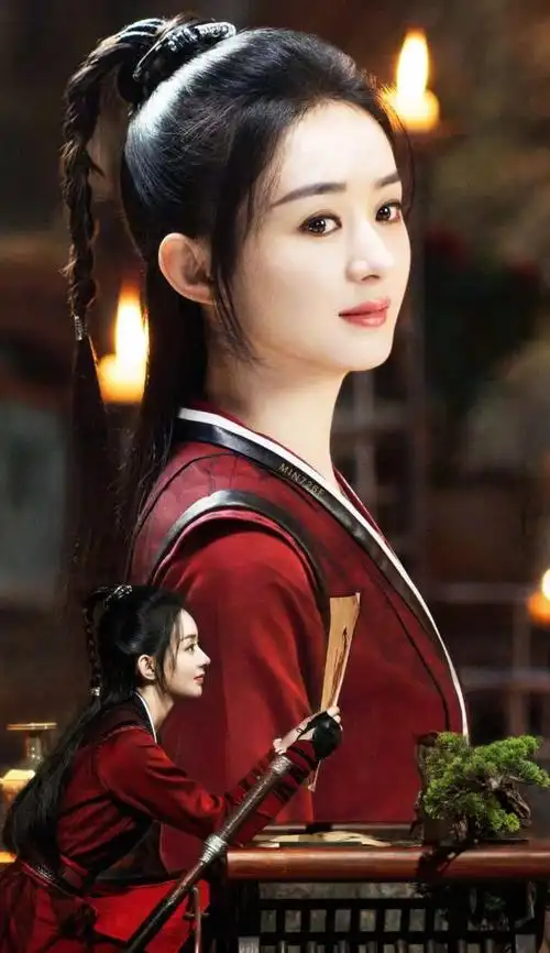 有翡花絮曝光赵丽颖一身红衣英姿飒爽