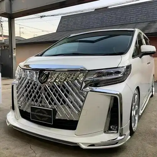 满身金凤凰豪车新标杆丰田埃尔法世纪版发布