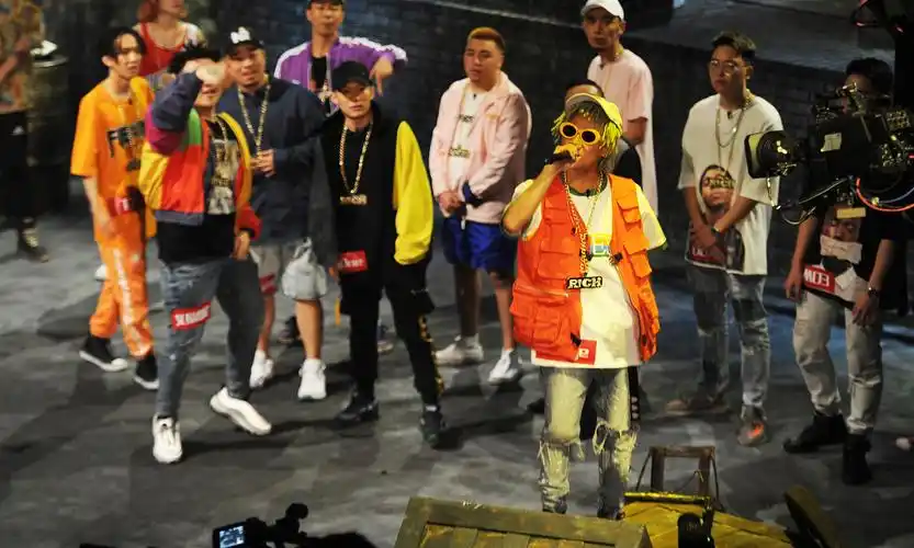 《中国有嘻哈》带火了什么?