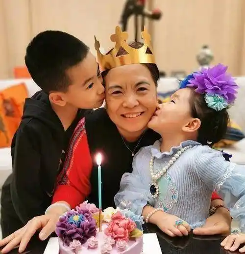 原创从司机到管家助手到保姆赵文卓家的这两个外来女人真幸运