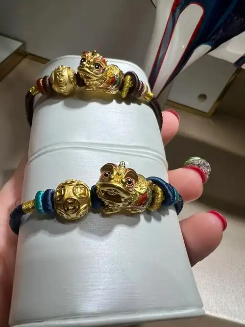 珐琅七彩醒狮编织设计款手绳手链