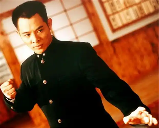 李连杰是林立果什么人(李连杰和林立果像)