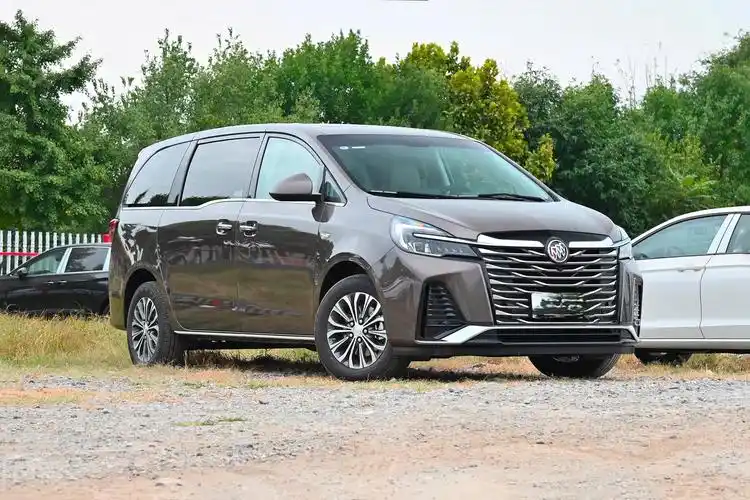 别克gl8智享版经济价格,款式新颖!_不止聊车社区_易车社区