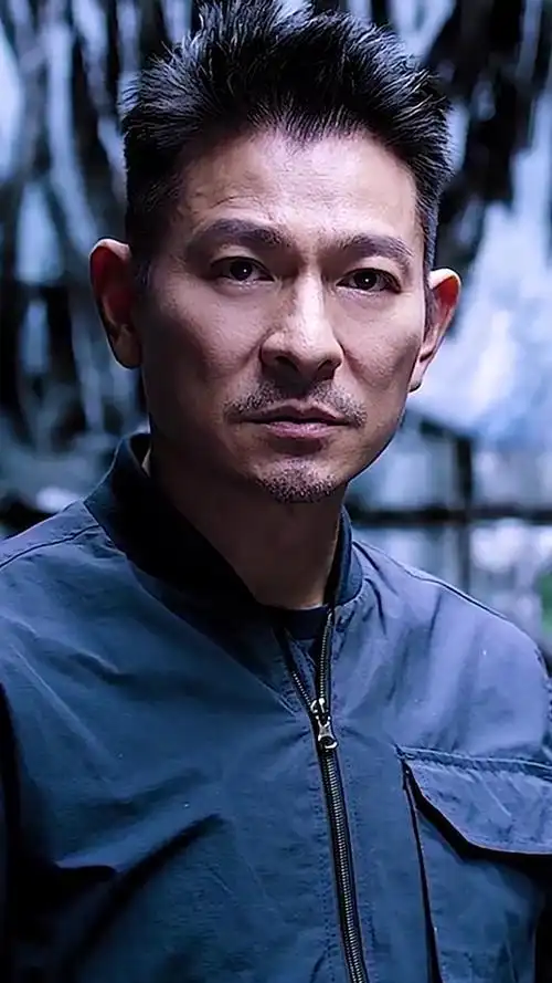 刘德华#红一辈子的叫刘德华,老了依然这么帅,期待华仔下一场演唱蝗珑