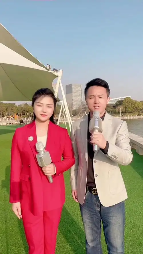 罗姣,九歌户外直播唱歌,欢迎观看-度小视