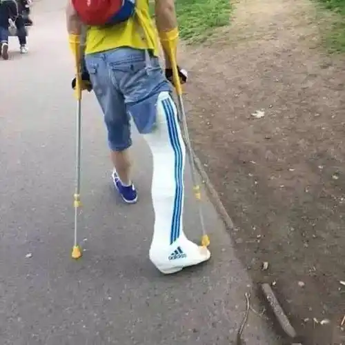 ▼时尚界的一棵草,跳舞从不会崴脚~▼请问这个工作还招人吗?