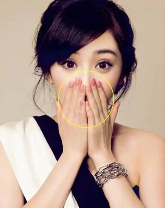 判断一个女人精不精致,主要看她身上这6个细节,装是装不来的