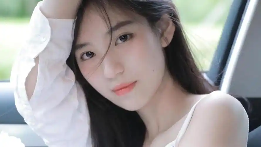 美丽怡人的小姐姐,高清壁纸图片,清纯美女-回车桌面