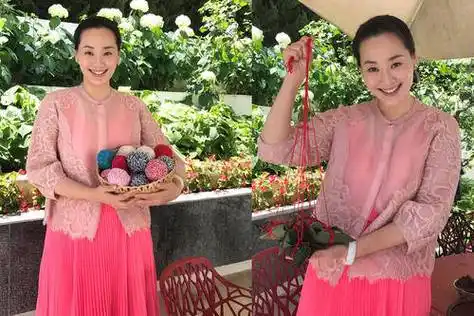 当时林依轮刚刚分手不久,为了追求西华,林依轮花光了所有存款买了一架