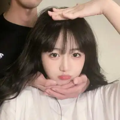 优质一对两张高清真人情侣头像