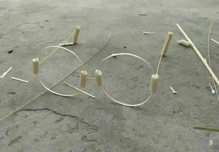 八十年代农村娃自制的18种经典玩具,满满都是回忆,你见过玩过么_陀螺_