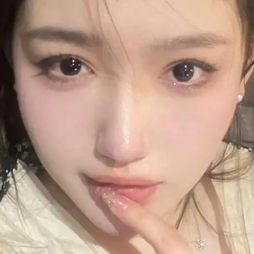 眼妆是塑造好看的眼睛不是堆砌五颜六色