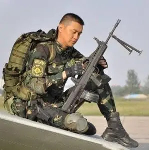 我是特种兵任柯诺个人资料图片