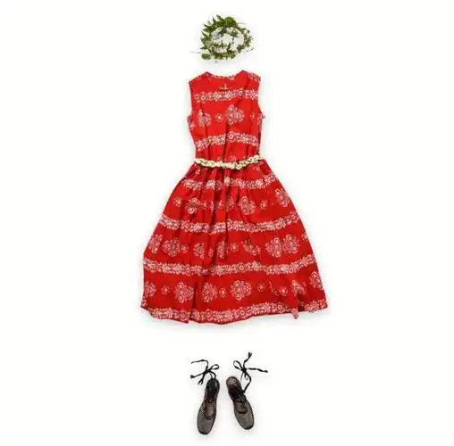 45r红色裙子颜色好正