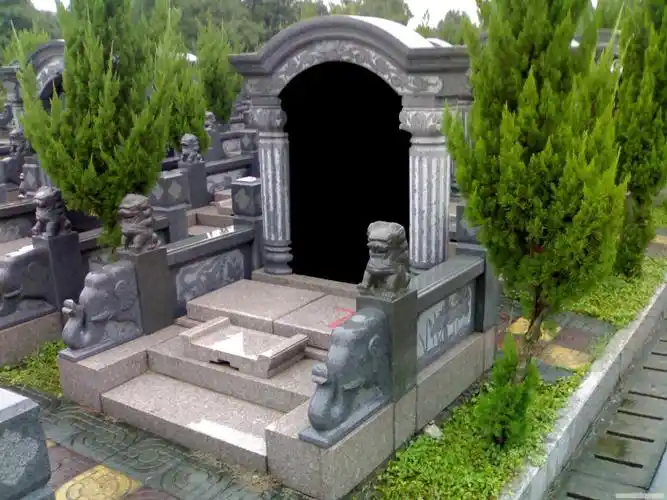 有关墓碑的13条风水禁忌