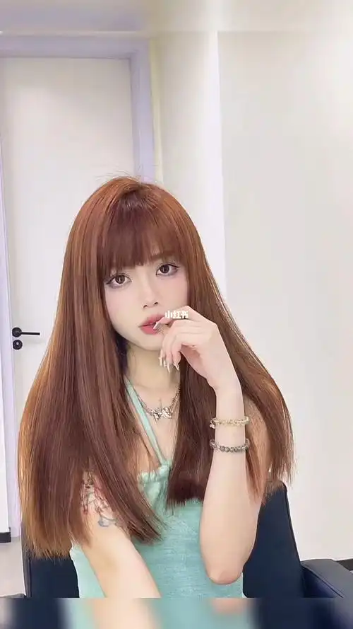 女生发型夏日发色橘棕色北京女生剪发染发