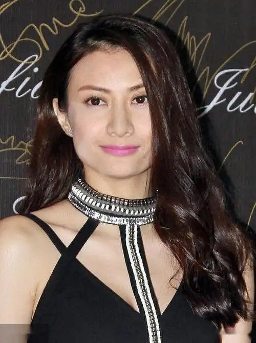 黄伊汶 漂亮好看 颜值太高了