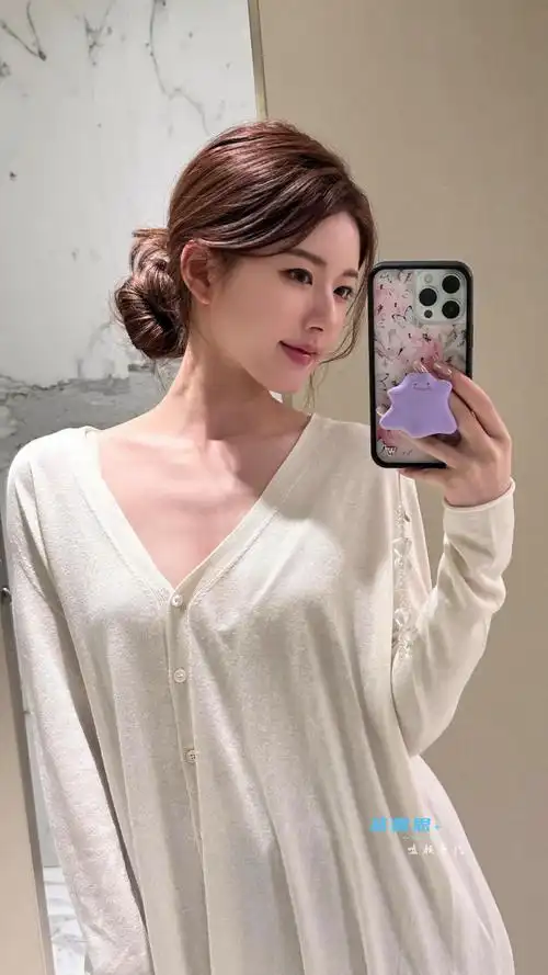 赵露思有一双迷人的眼睛