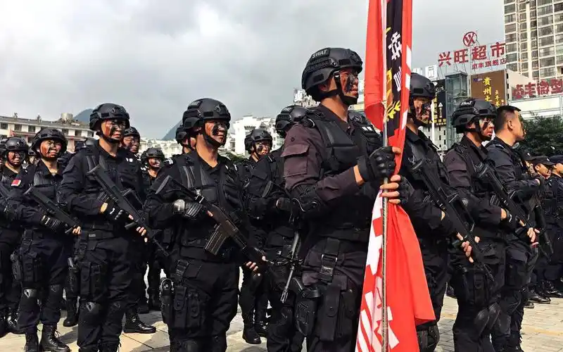 中国黑衣 swat 使命必达