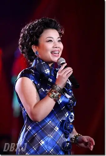 贵州民歌《好花红》演唱:阎维文   阎维文:总政歌舞团男高音歌唱