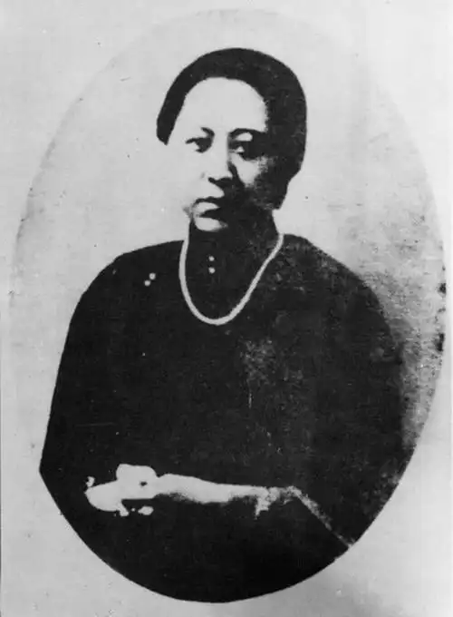 张作霖六个漂亮女儿合影