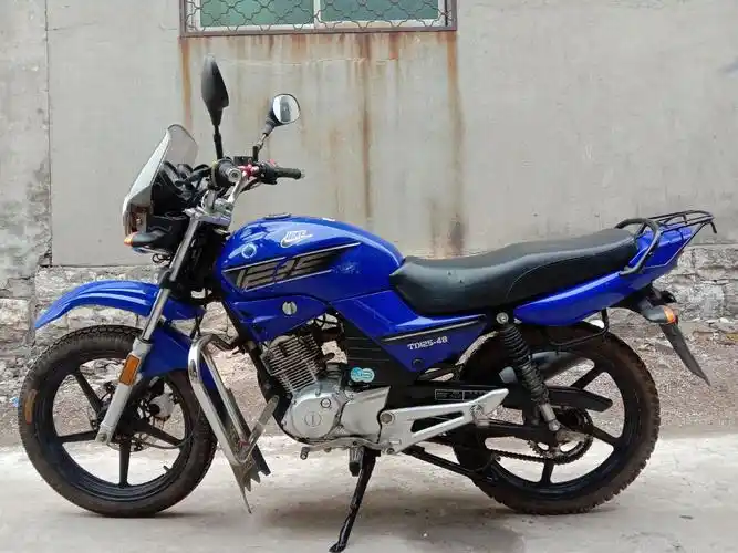 新到一辆国三建设雅马哈天剑,成色如图,全车原版原漆,车子带档