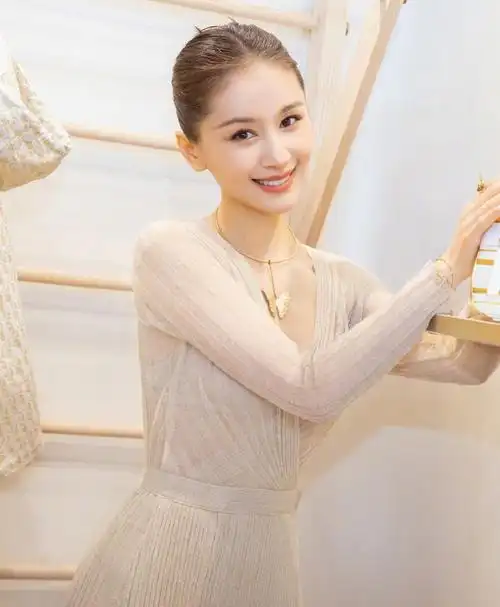 这是王子文吗?原来她的身材这么好.