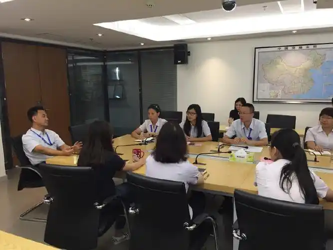 你们单位喜欢开会吗事实上超过8个人的会议很难有好效率