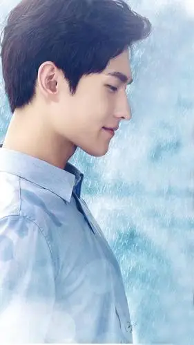 这些男明星侧脸绝了你觉得谁的颜最可入画