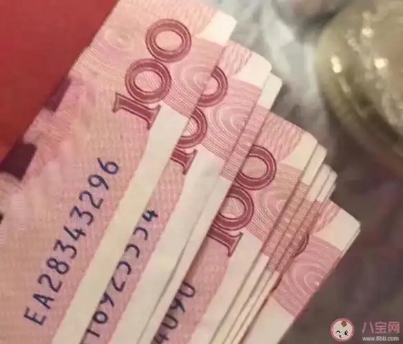 收到年终奖|收到年终奖怎么发朋友圈 收到年终奖晒朋友圈图片文案