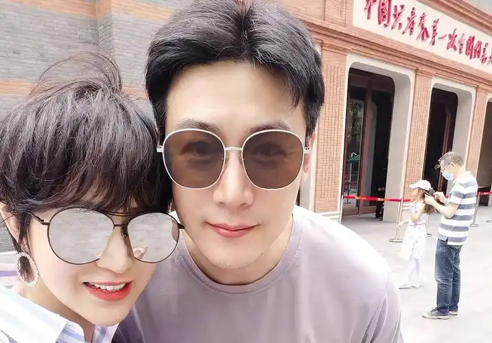 旅行6》阵容曝光,4对夫妻各有看点,谢娜确定缺席_节目_网友_张云龙