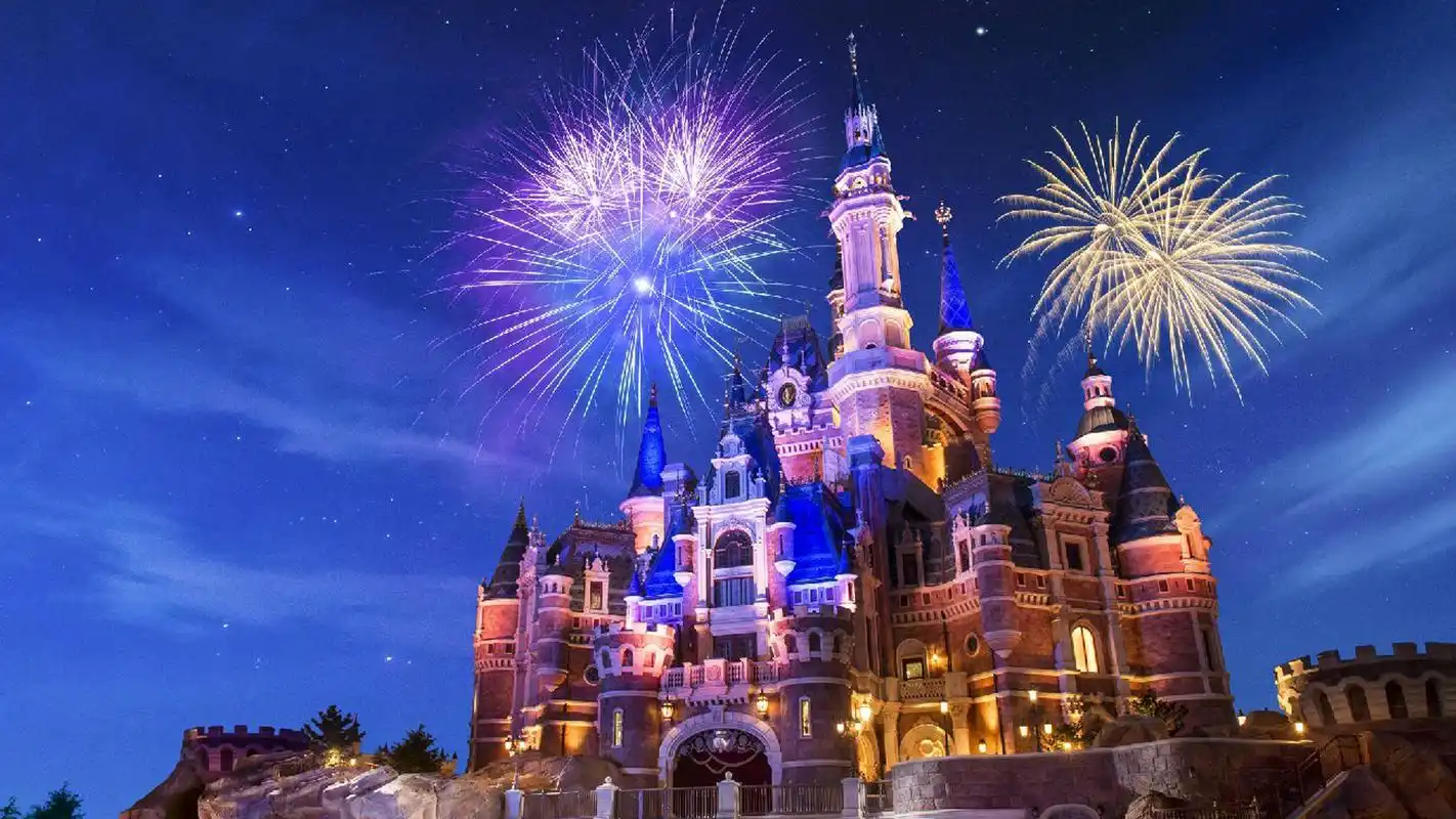 上海迪士尼奇幻童话城堡图片高清桌面壁纸