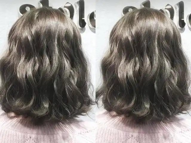 如果你刚好剪了齐肩短发,那么不妨尝试烫个"木马卷"