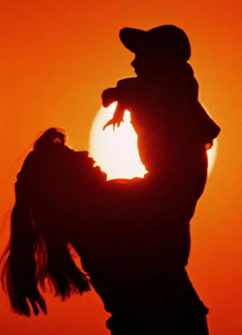 最冷的冬天也会有温暖