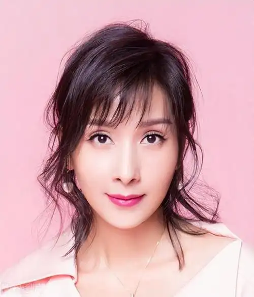 杨恭如这身材,这才是尤物啊!