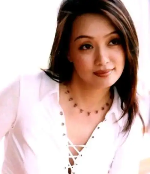 原型插翅难逃郭金凤