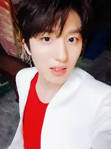 站  7月29日 22:37已编辑 姜澯熙 谈恋爱不如姜澯熙