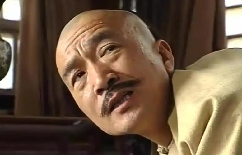 刘墉被和珅关入大牢,竟死活不出来了!逼疯和