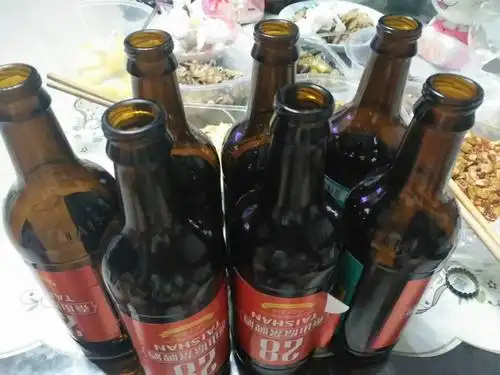 晒晒昨天晚上过生日朋友一块喝的啤酒
