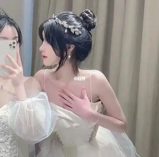 闺蜜婚纱头像嘿嘿