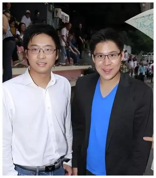 霍启仁外貌俊秀个性独特令人难以忽视