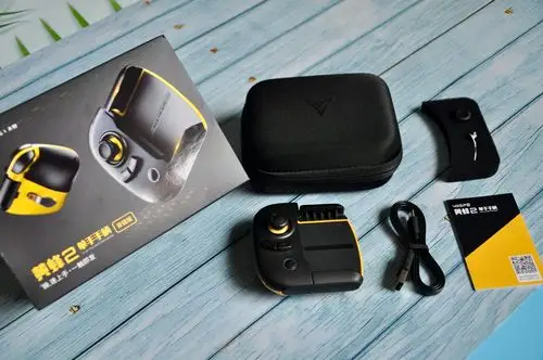 送你一本吃鸡的武功秘籍——飞智黄蜂2单手手柄测评